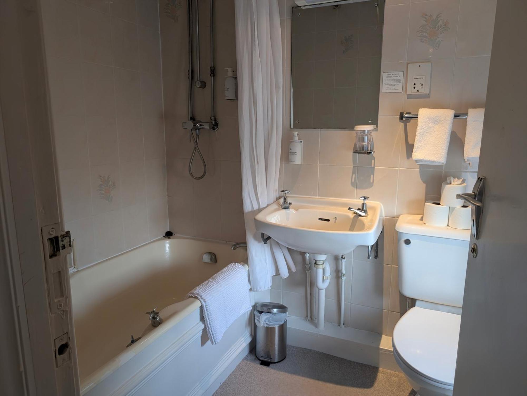 Graham Arms Inn Longtown Ngoại thất bức ảnh
